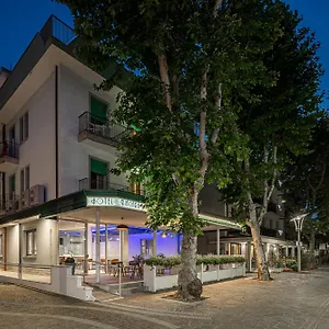 Niagara Hotel